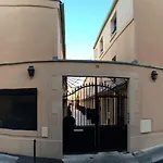 De L'horloge Aparthotel 2*