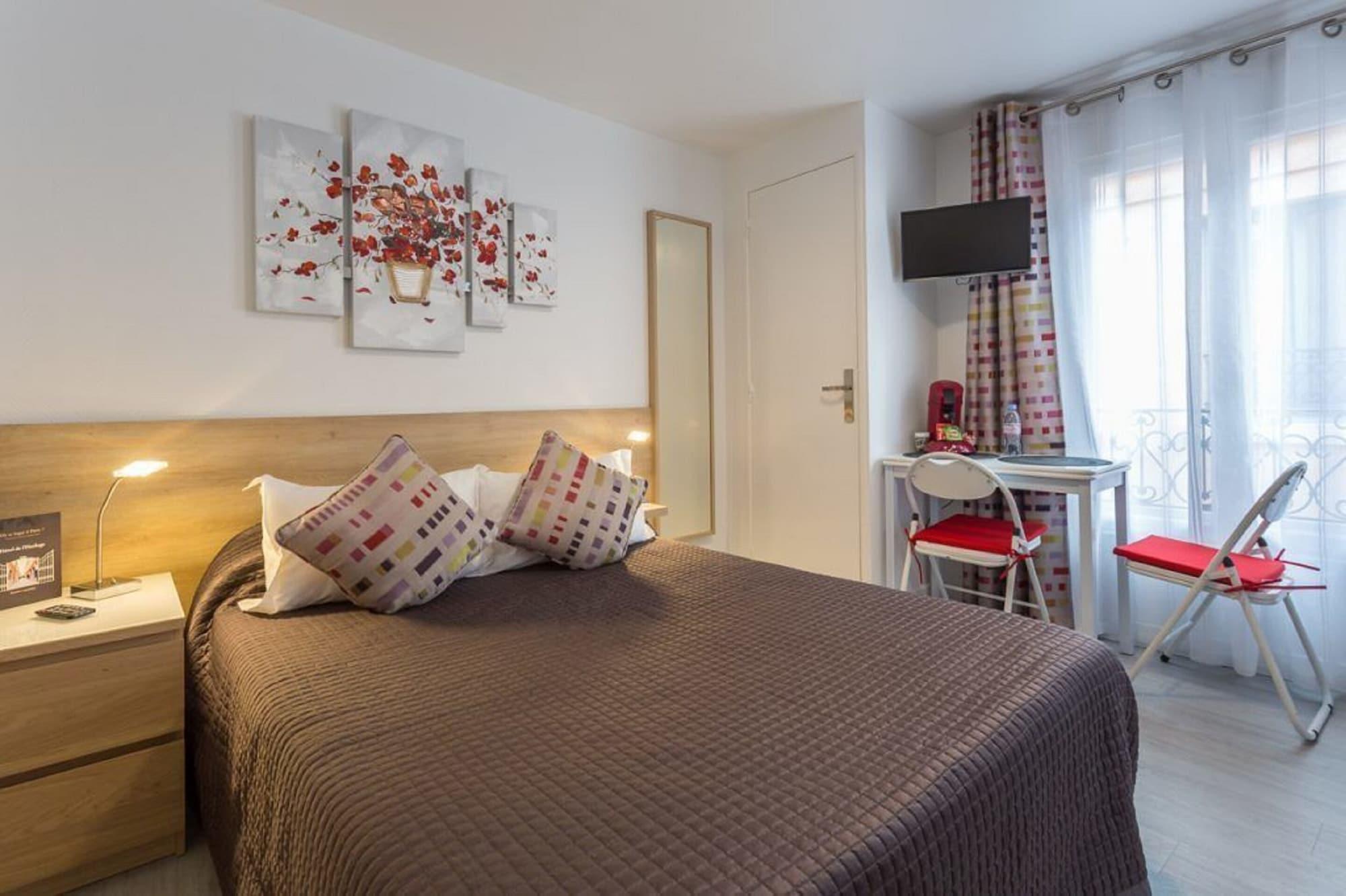 De L'horloge Aparthotel