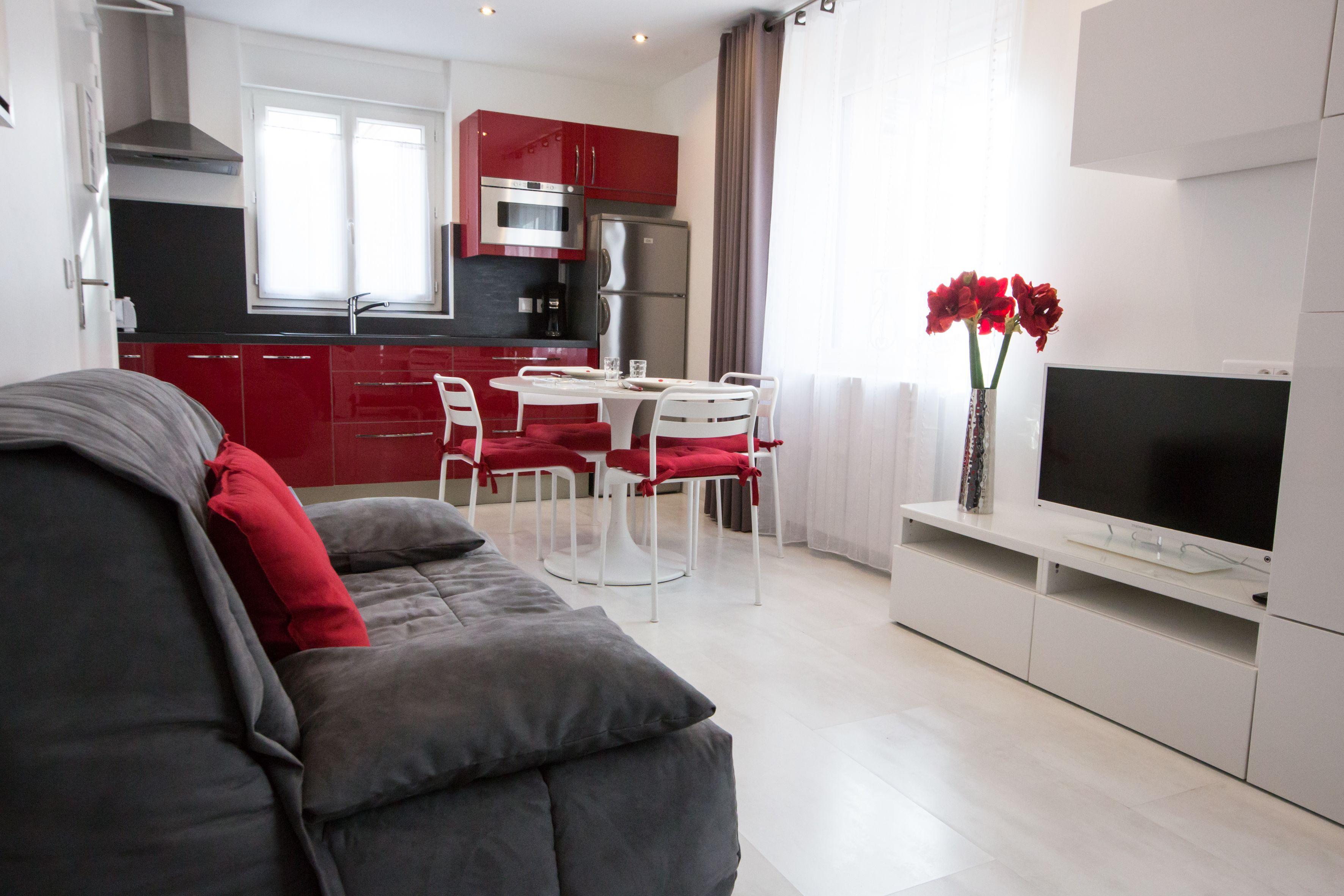 De L'horloge Aparthotel Paris