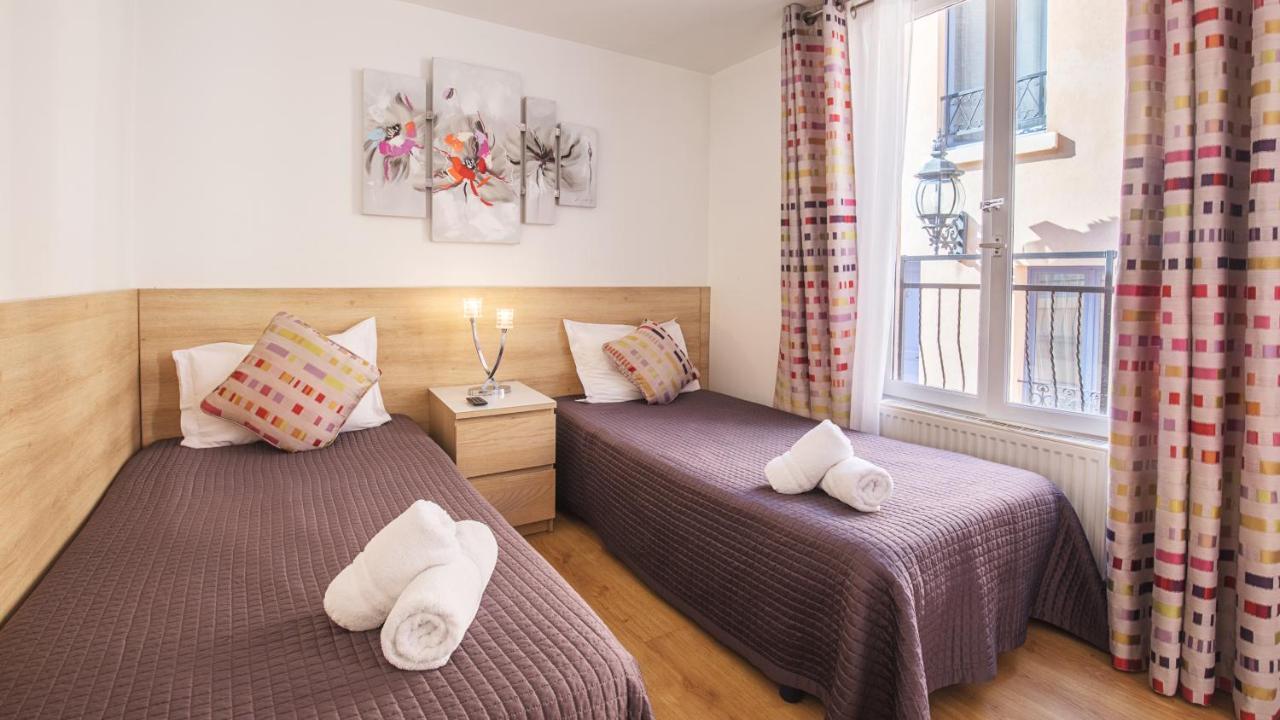 De L'horloge Aparthotel 2*